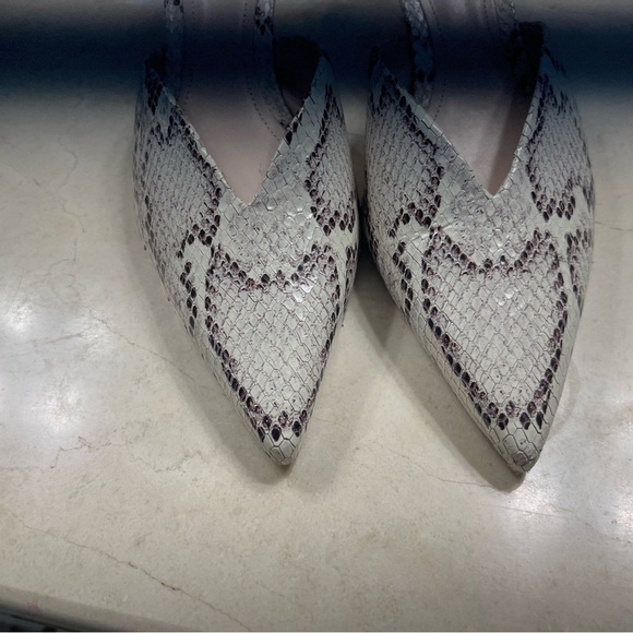 Schutz women’s Charla stone embossed snakeskin leather mules. - Picture 4 of 6